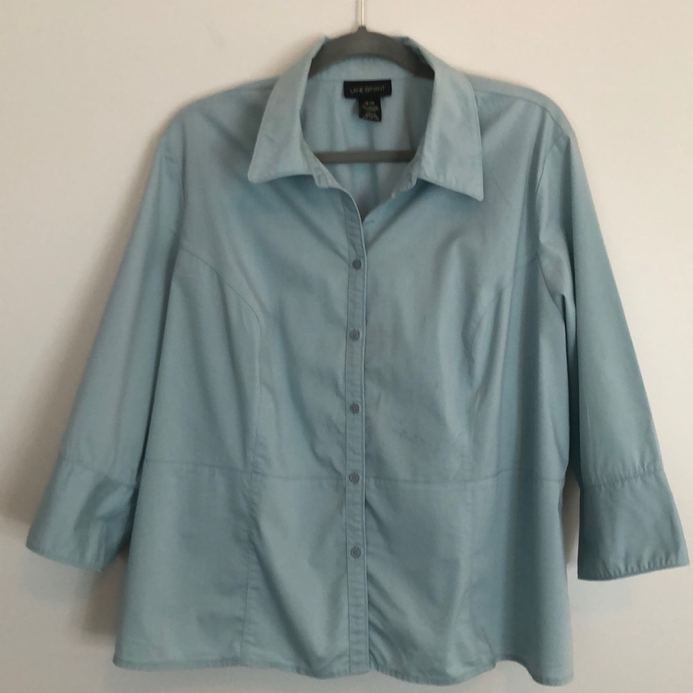 Lane Bryant Woman’s Button Down Shirt.  SZ 18/20.